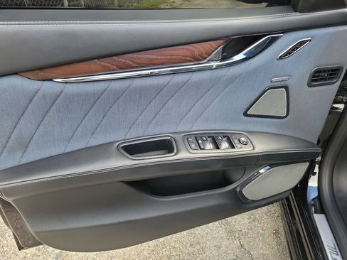 Used 2019 Maserati Quattroporte S GranLusso RWD image 23