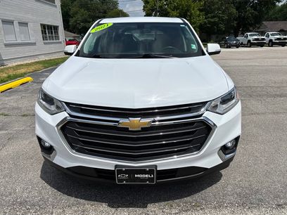 Used 2021 Chevrolet Traverse LT