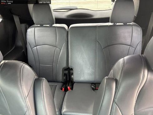 Used 2023 Buick Enclave Essence w/ Trailering Package, 5000 lbs. AWD/4WD image 15