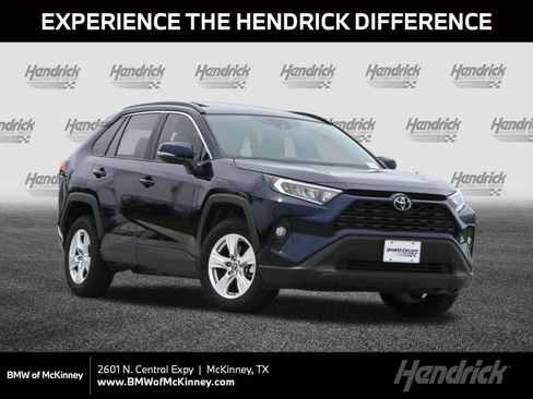 Used 2019 Toyota RAV4 XLE FWD image 1