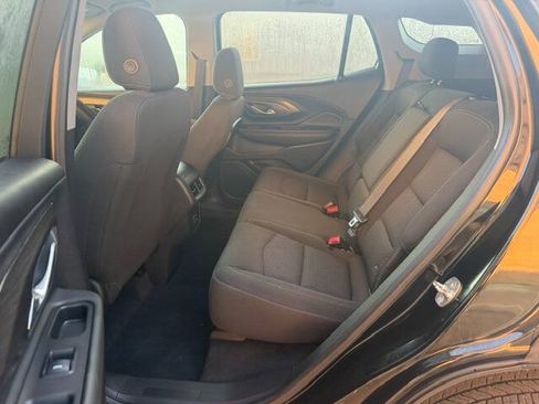 Used 2023 GMC Terrain SLE w/ Driver Convenience Package AWD/4WD image 13