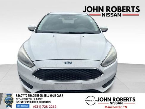 Used 2016 Ford Focus SE w/ SE Power Seat Package image 8