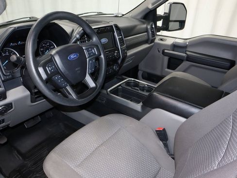 Used 2020 Ford F350 XLT w/ XLT Premium Package image 24