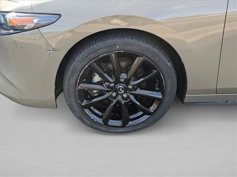 Used 2024 MAZDA MAZDA3 s image 24