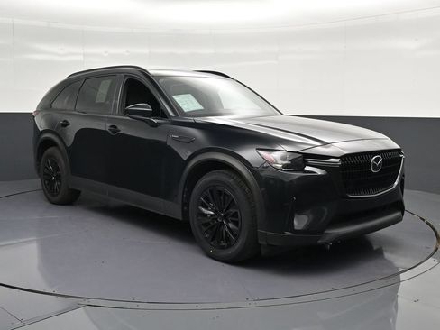 Used 2024 MAZDA CX-90 Plug-In Hybrid w/ Preferred AWD/4WD image 5