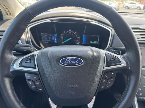Used 2013 Ford Fusion Titanium FWD image 14
