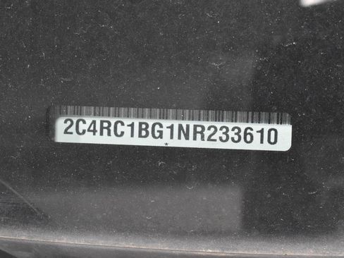 Used 2022 Chrysler Pacifica Touring-L FWD image 35