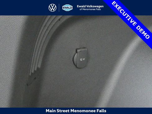 New 2025 Volkswagen Atlas Cross Sport SEL R-Line image 28