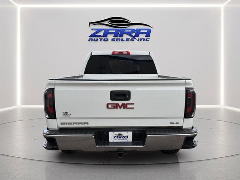 Used 2018 GMC Sierra 1500 SLE w/ Suspension Package, Off-Road AWD/4WD image 6