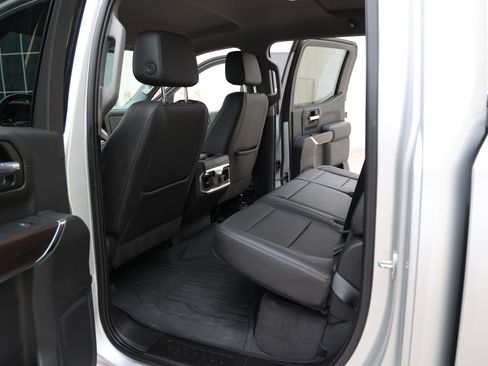 Used 2021 GMC Sierra 1500 SLT image 39