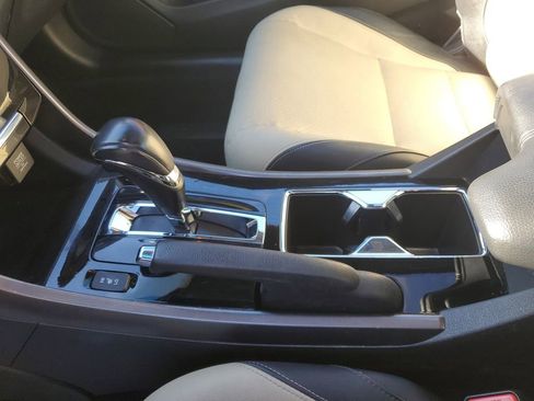 Used 2016 Honda Accord EX-L image 30