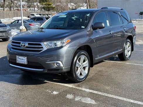 Used 2013 Toyota Highlander Limited image 8