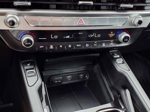 Used 2024 Kia Telluride S w/ S Sunroof Package image 21