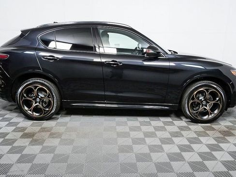 New 2025 Alfa Romeo Stelvio Sprint AWD/4WD image 27