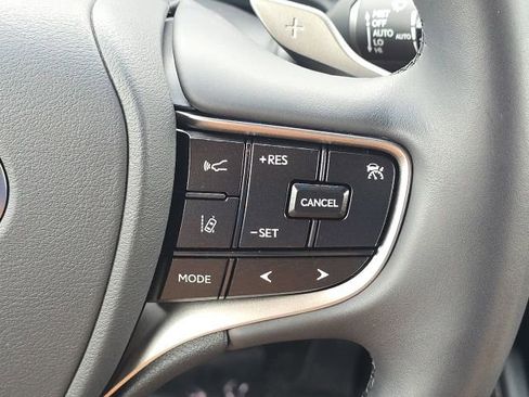 Used 2025 Lexus ES 350 w/ Premium Package FWD image 34