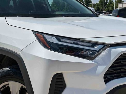 Used 2025 Toyota RAV4 XLE FWD image 10