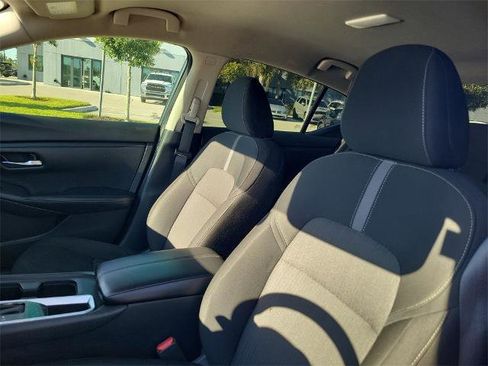 Certified 2022 Nissan Sentra SV w/ All-Weather Package image 21