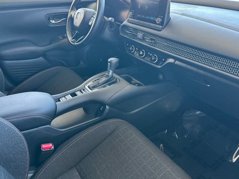 Certified 2025 Honda HR-V Sport image 17