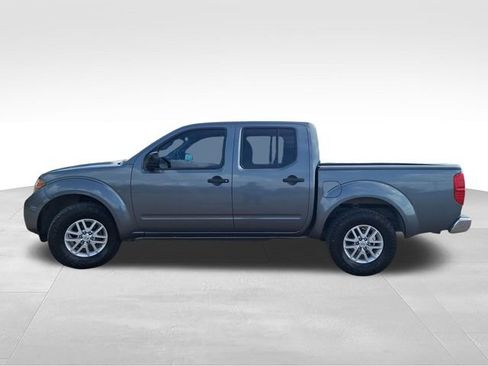 Used 2016 Nissan Frontier SV AWD/4WD image 4