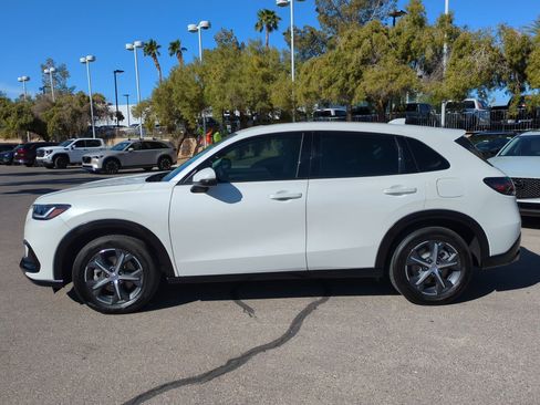 Used 2025 Honda HR-V EX-L image 2