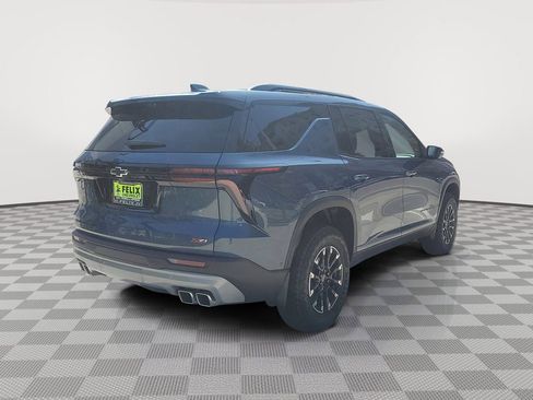 New 2026 Chevrolet Traverse Z71 w/ Enhanced Driving Package image 3