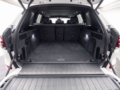 Used 2024 BMW X5 xDrive40i w/ M Sport Package AWD/4WD image 36