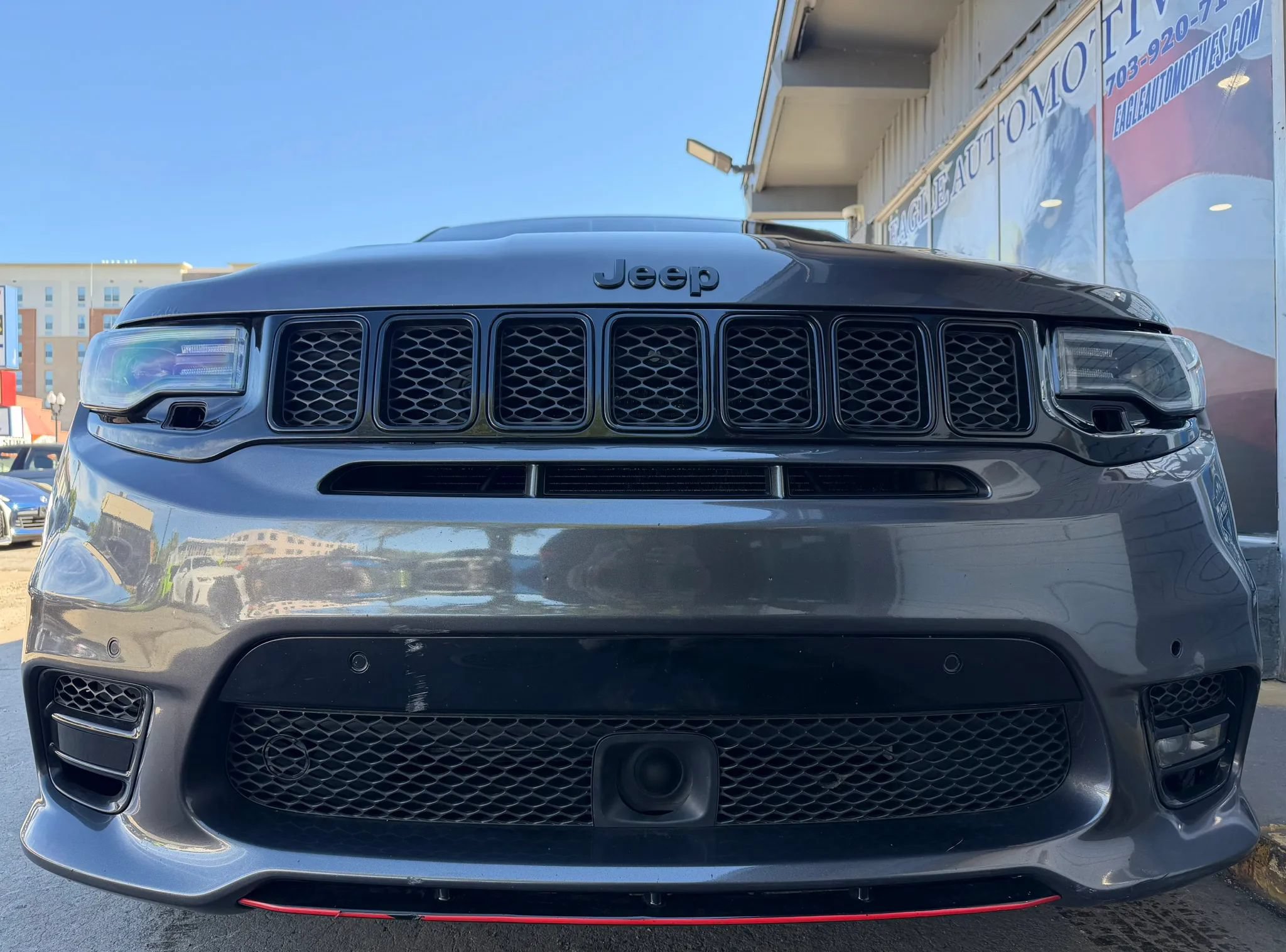 Used 2018 Jeep Grand Cherokee SRT AWD/4WD image 8