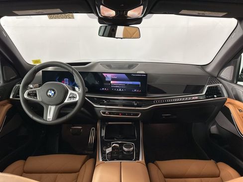 New 2026 BMW X5 xDrive40i w/ M Sport Package AWD/4WD image 22