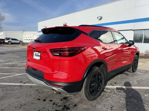 Certified 2024 Chevrolet Blazer LT w/ Convenience Package image 9