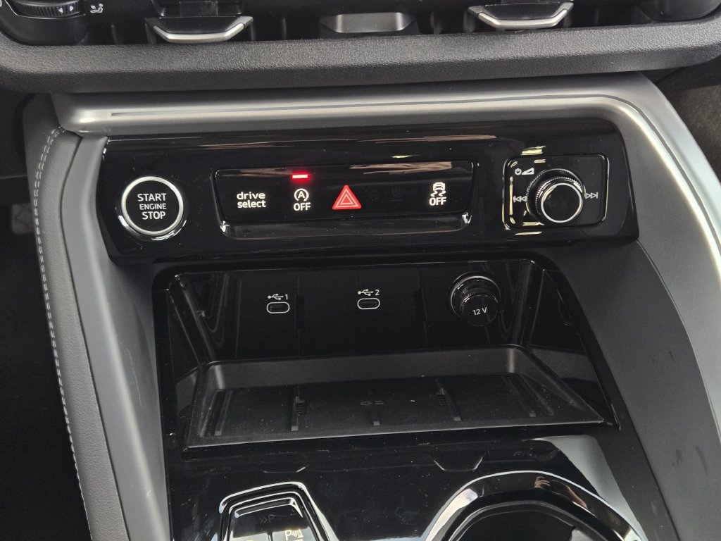 Used 2025 Audi Q5 Premium Plus AWD/4WD image 24