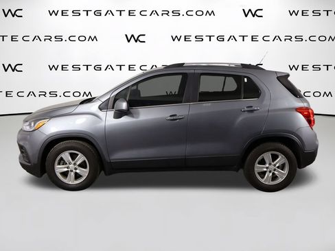 Used 2019 Chevrolet Trax LT w/ LT Convenience Package FWD image 5