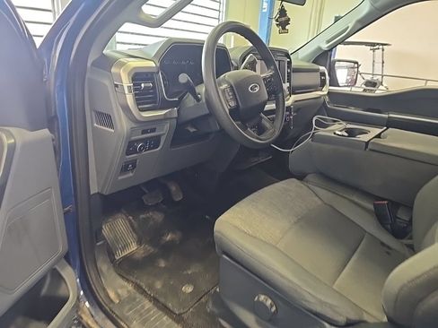 Used 2022 Ford F150 XLT w/ Trailer Tow Package AWD/4WD image 5