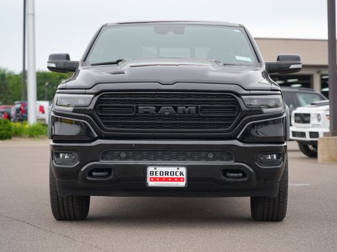 Used 2020 RAM 1500 Limited w/ Black Appearance Package AWD/4WD image 8