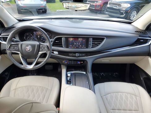 Used 2022 Buick Enclave Avenir image 14