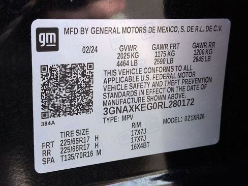 Used 2024 Chevrolet Equinox LT FWD image 32