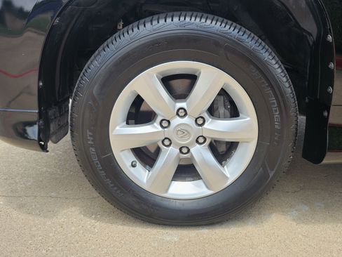 Used 2019 Lexus GX 460 w/ Navigation Package image 14