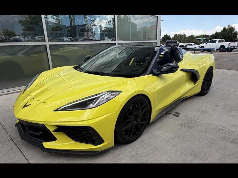 Used 2023 Chevrolet Corvette Stingray Premium Conv w/ Z51 Performance Package RWD image 7
