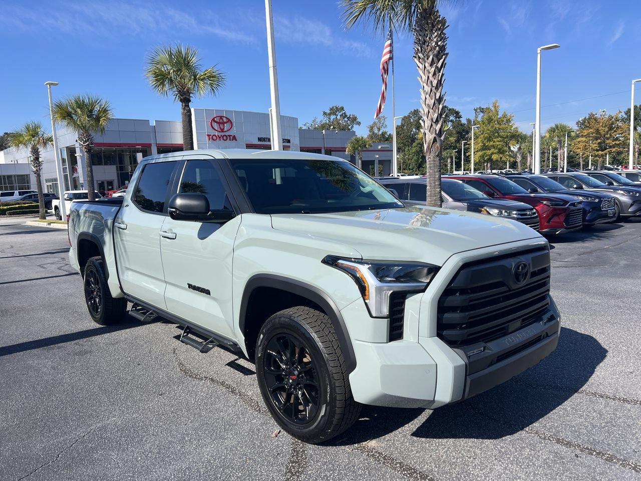 Used 2024 Toyota Tundra SR5 w/ SR5 Premium Package AWD/4WD image 2