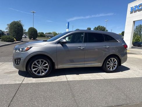 Used 2017 Kia Sorento SX AWD/4WD image 10