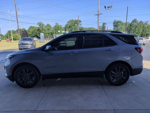 Used 2024 Chevrolet Equinox RS w/ RS Leather Package AWD/4WD image 5