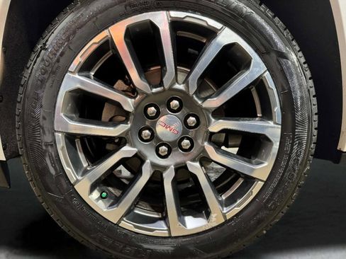 Used 2020 GMC Acadia Denali w/ Technology Package image 32