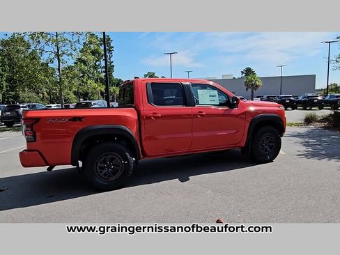 New 2025 Nissan Frontier PRO-4X AWD/4WD image 34