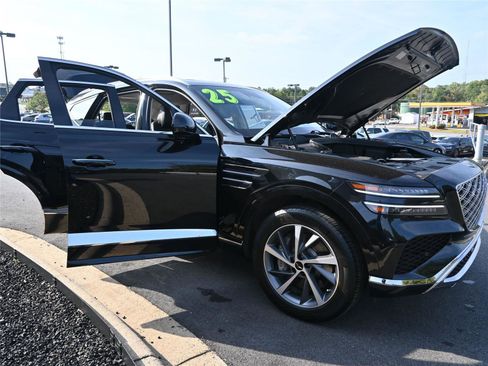Used 2025 Genesis GV80 2.5T Select image 13