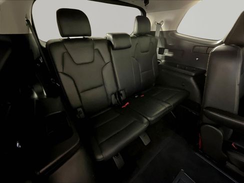 Used 2022 Kia Telluride EX w/ EX Premium Package FWD image 26