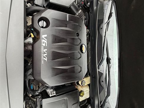 Used 2017 Chevrolet Impala LT FWD image 29