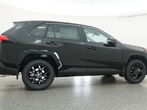 New 2025 Toyota RAV4 LE image 23