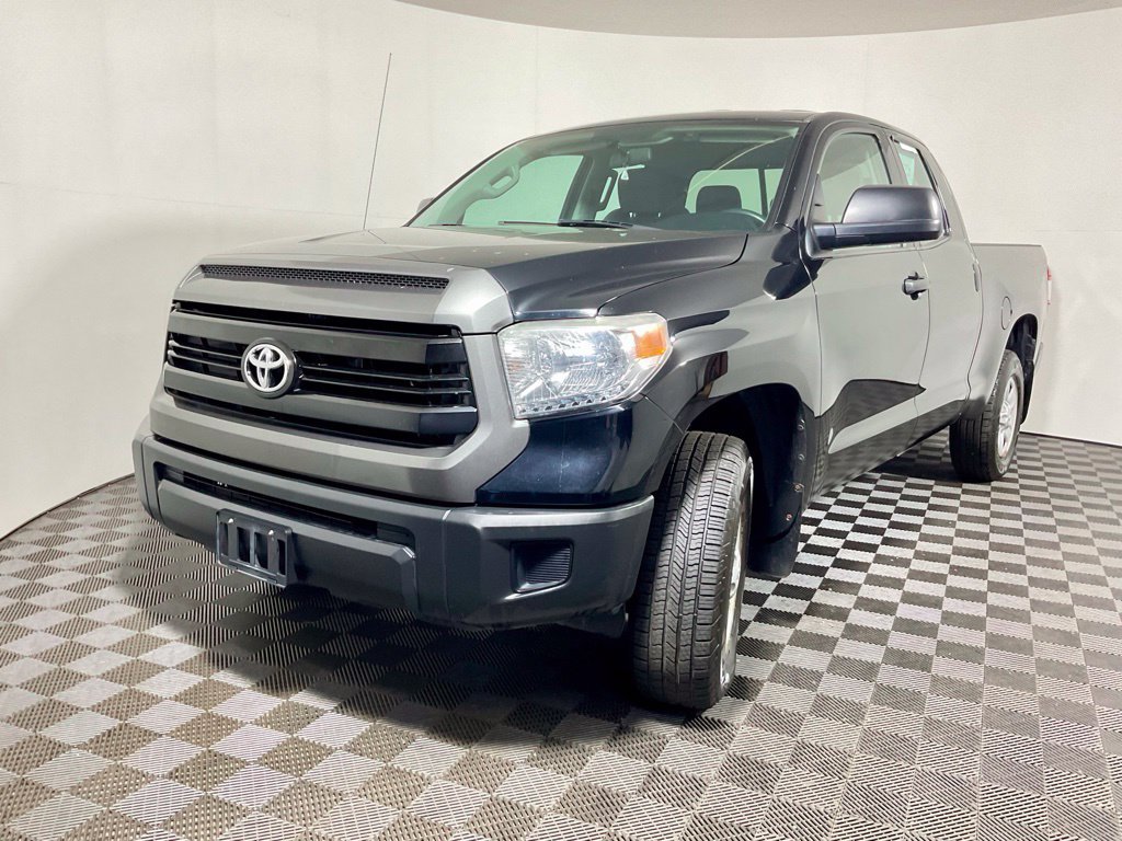 Used 2017 Toyota Tundra SR AWD/4WD image 2