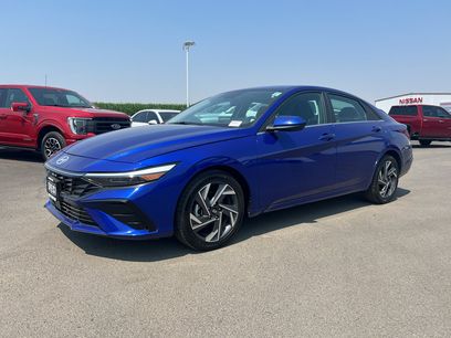 Used 2025 Hyundai Elantra SEL