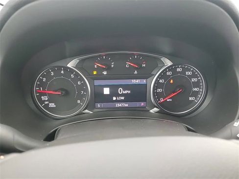 Used 2022 GMC Terrain AT4 w/ Infotainment Package II image 17