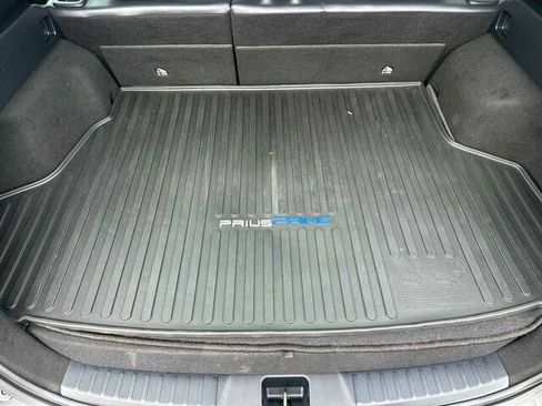 Used 2020 Toyota Prius Prime Limited w/ Carpet Mat Package FWD image 18